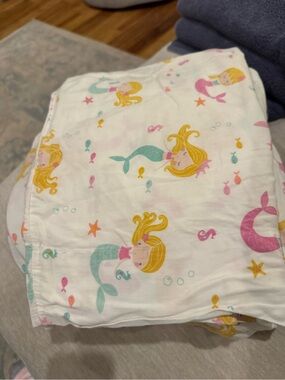 Authentic kids Mermaid princess Twin/Full Sheet Set – 4 Piece